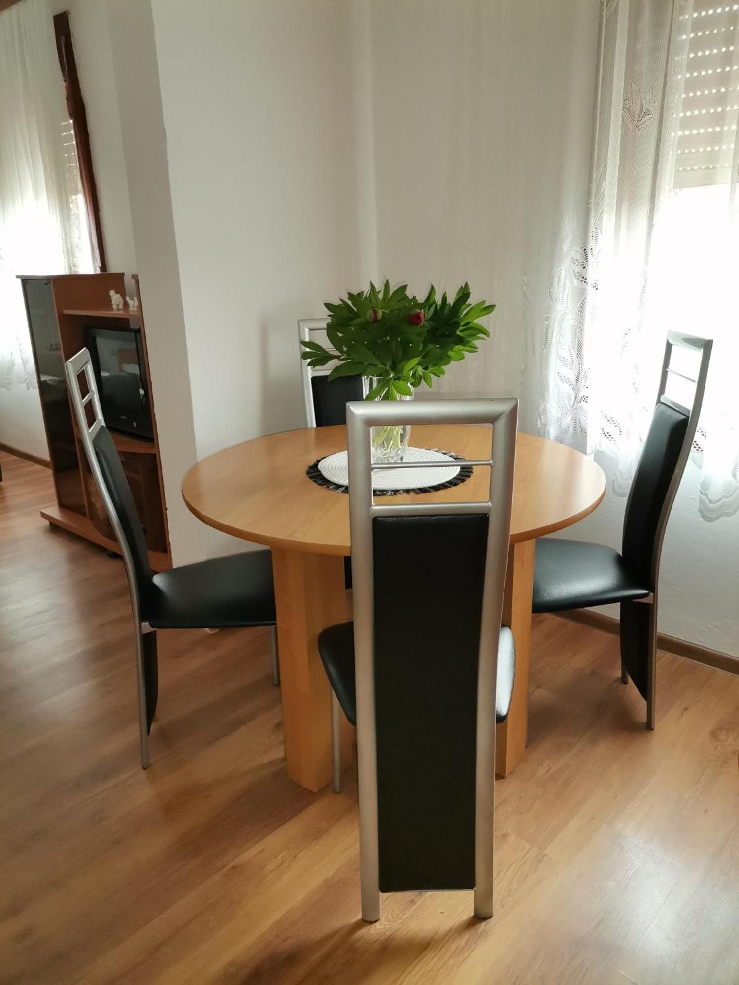 Aki Apartment Drvar Luaran gambar