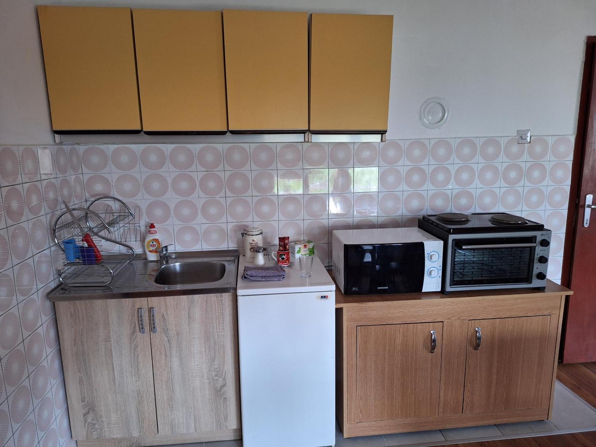 Aki Apartment Drvar Luaran gambar